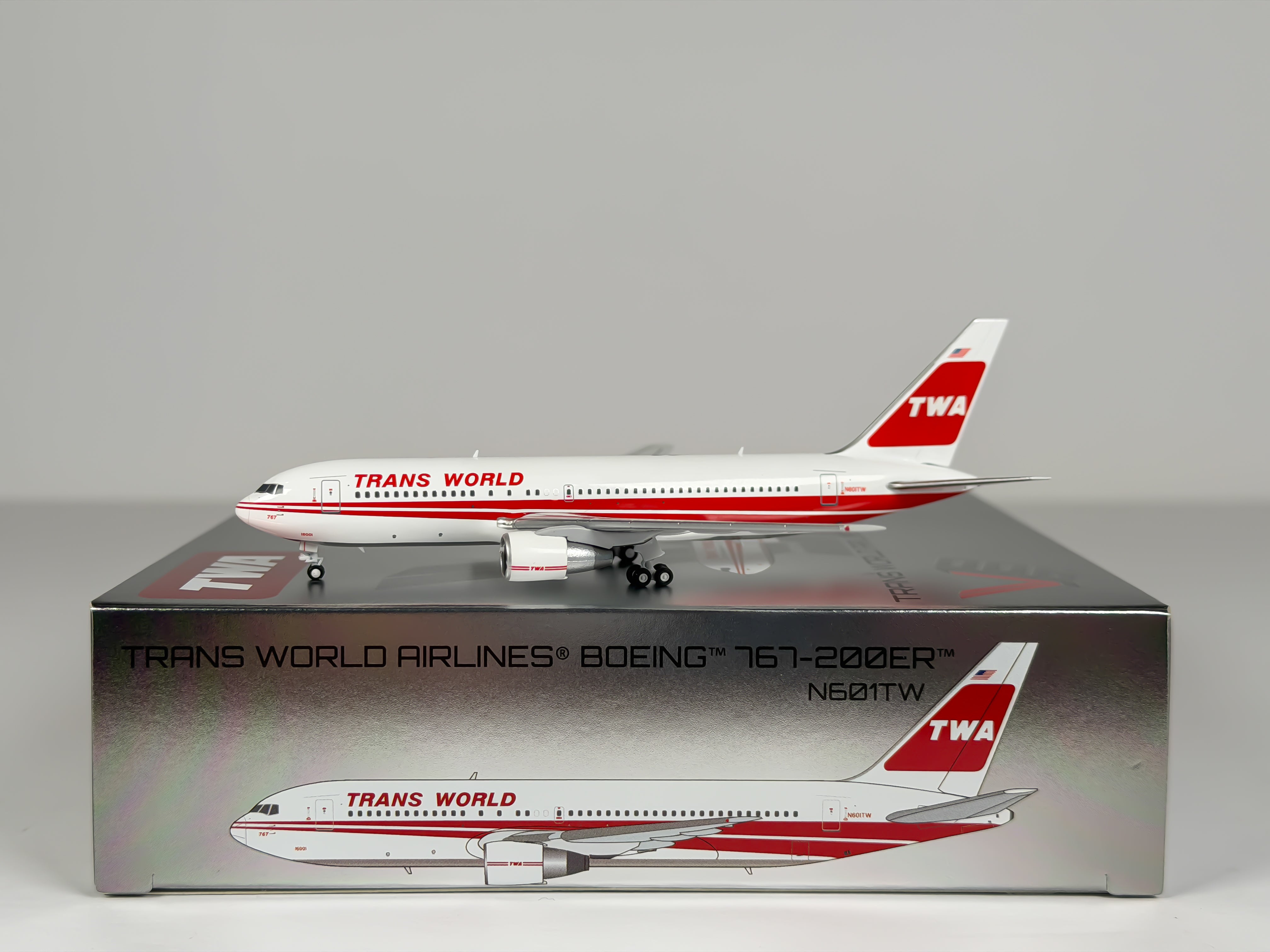 Trans World Airlines (TWA) Boeing 767-200ER 1:400 V1/400 N601TW (400005)