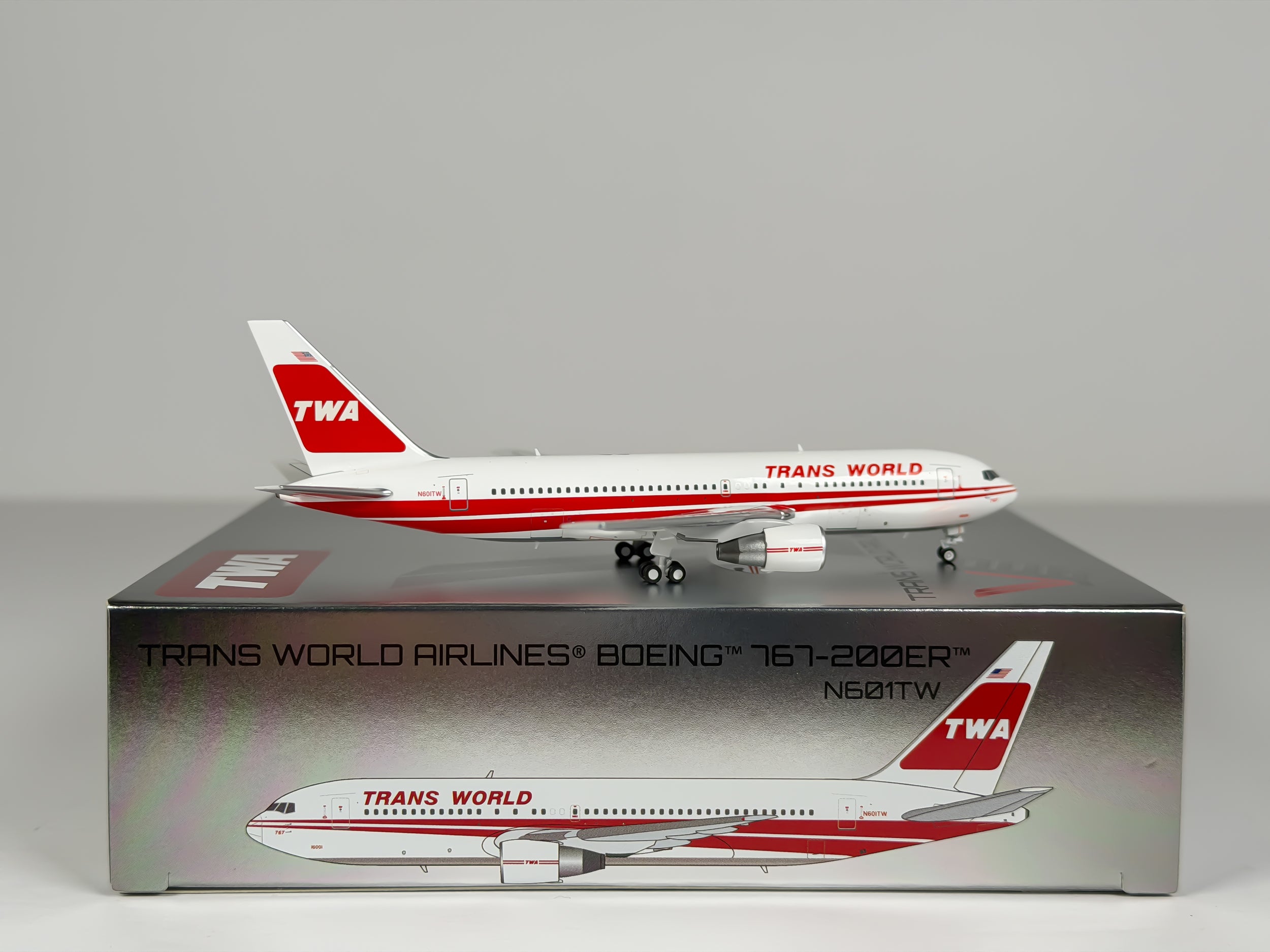 Trans World Airlines (TWA) Boeing 767-200ER 1:400 V1/400 N601TW (400005)