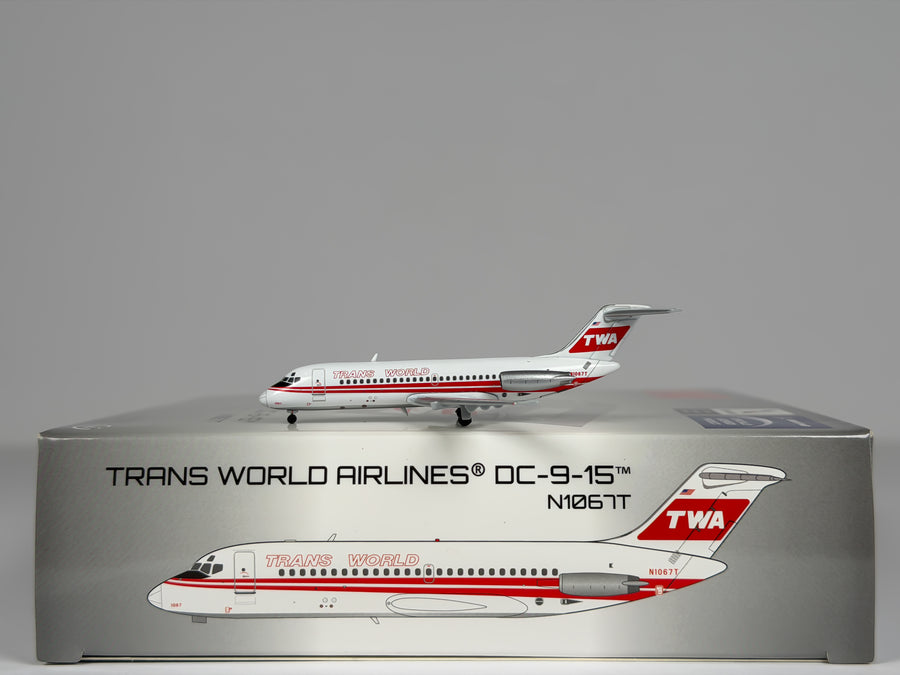 Trans World Airlines (TWA) Douglas DC-9-15 1:400 V1/400 N1067T (400009)