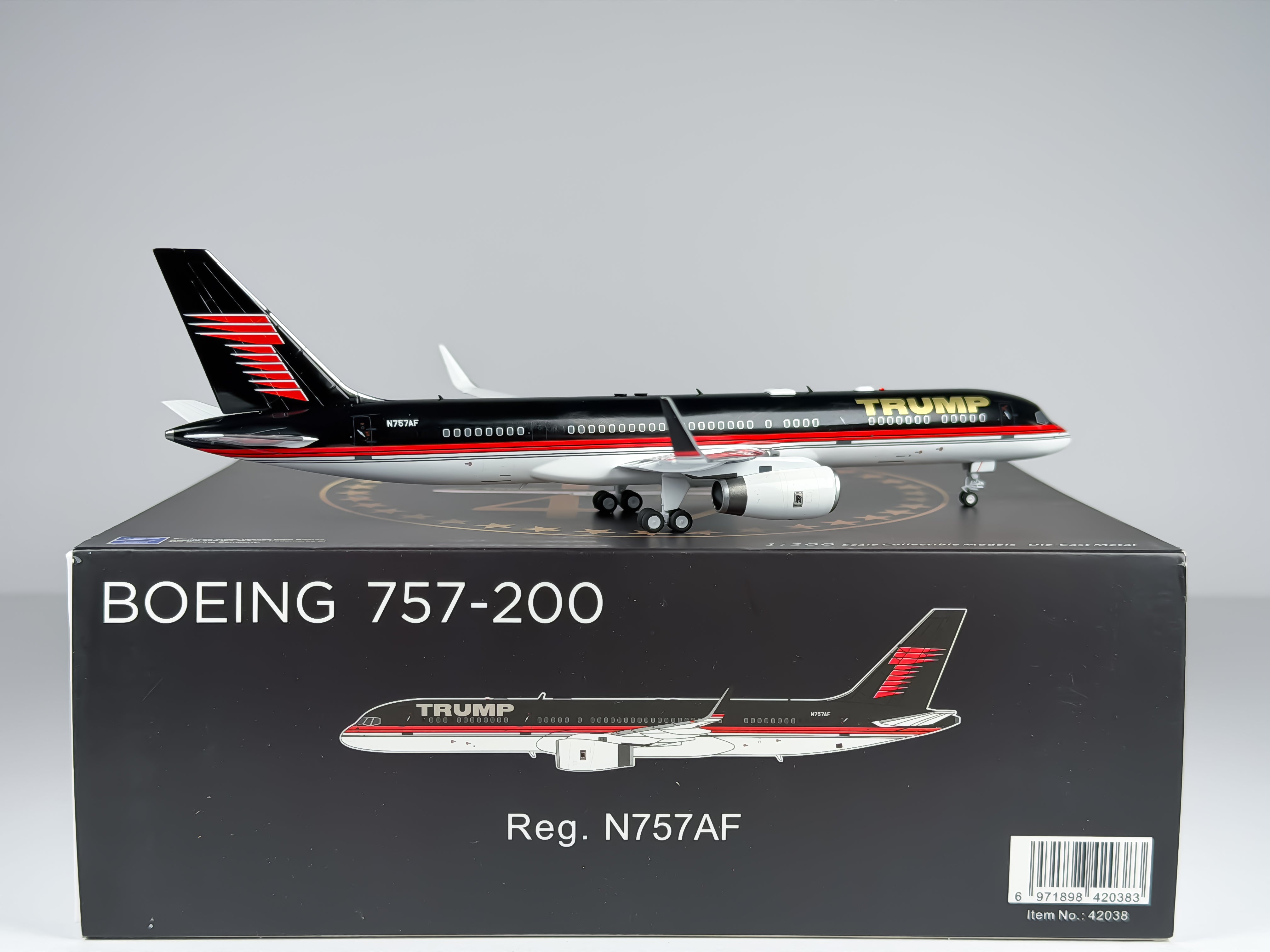 The Trump Organization Boeing 757-200 1:200 NG Models N757AF (42038)
