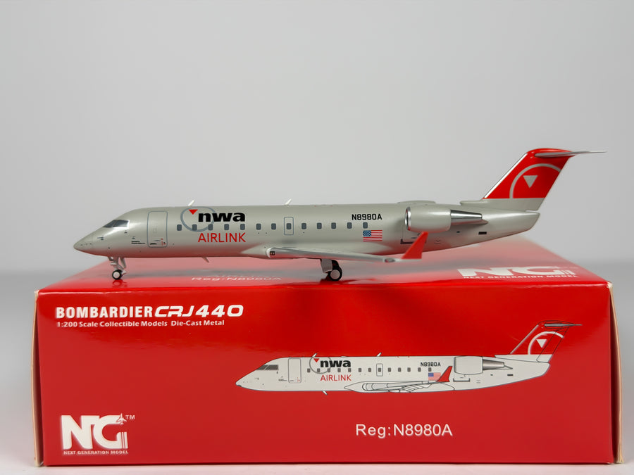 Northwest Airlink Bombardier CRJ200 1:200 NG Models N8980A (44002)
