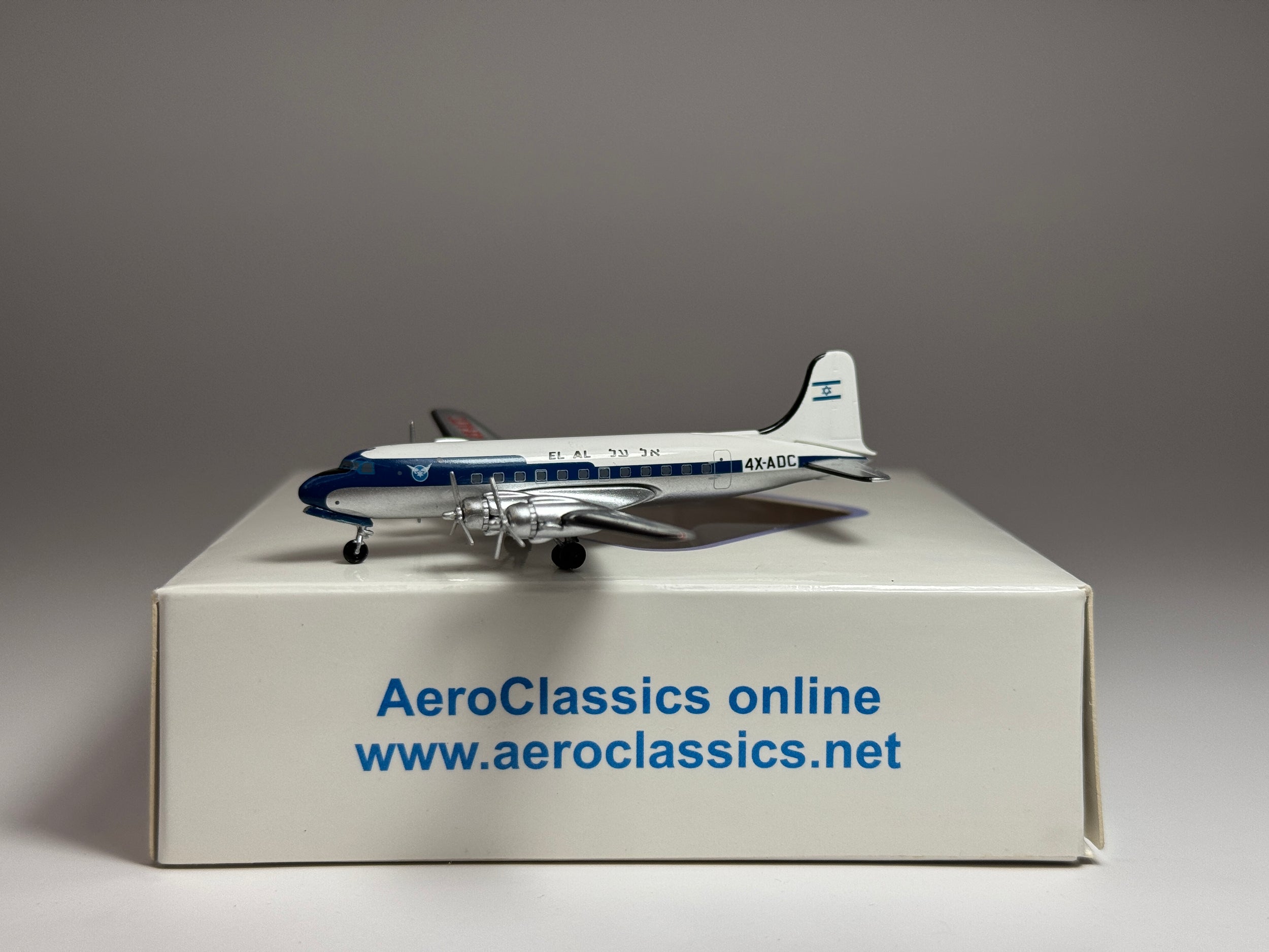 Aeroclassics 1:400 El Al Douglas DC-4 4X-ADC AC4XADC