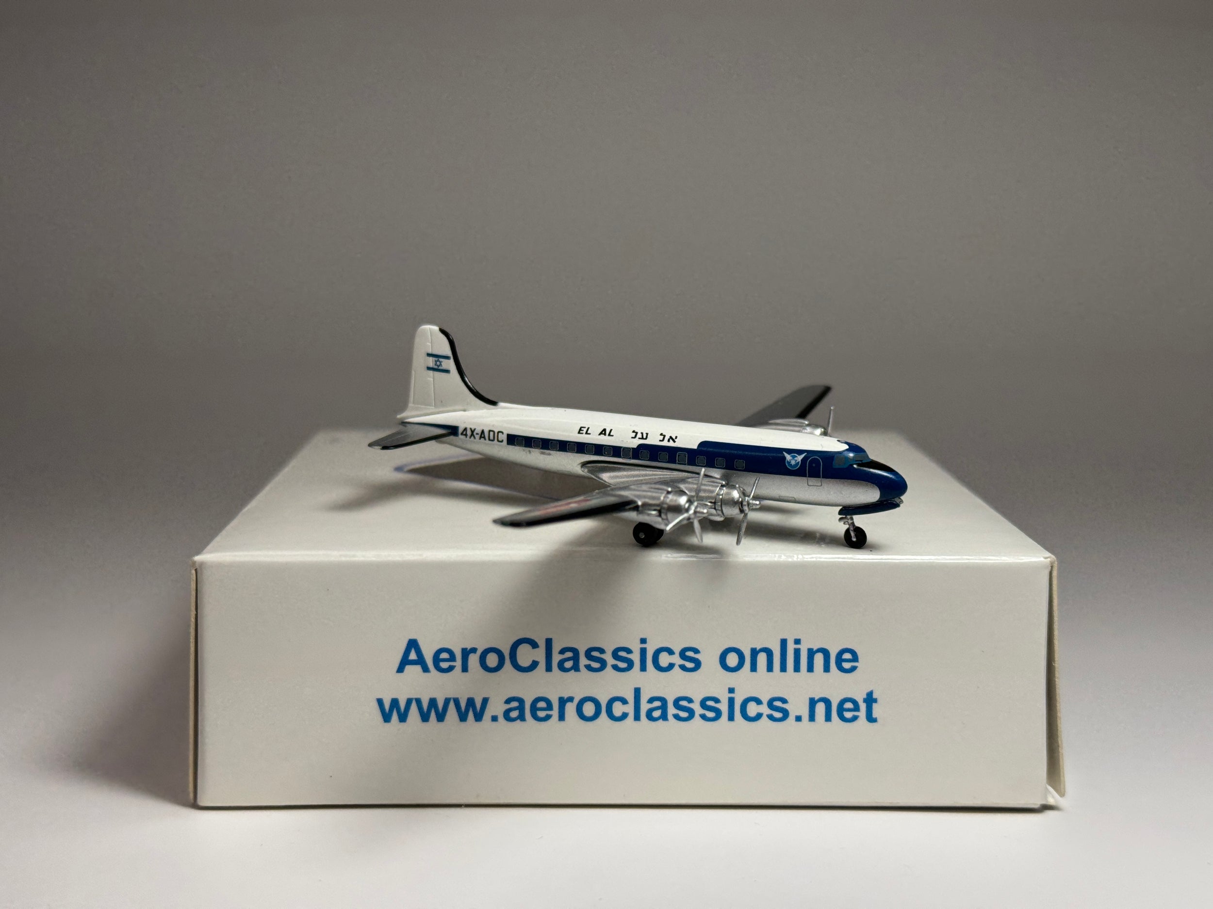 Aeroclassics 1:400 El Al Douglas DC-4 4X-ADC AC4XADC