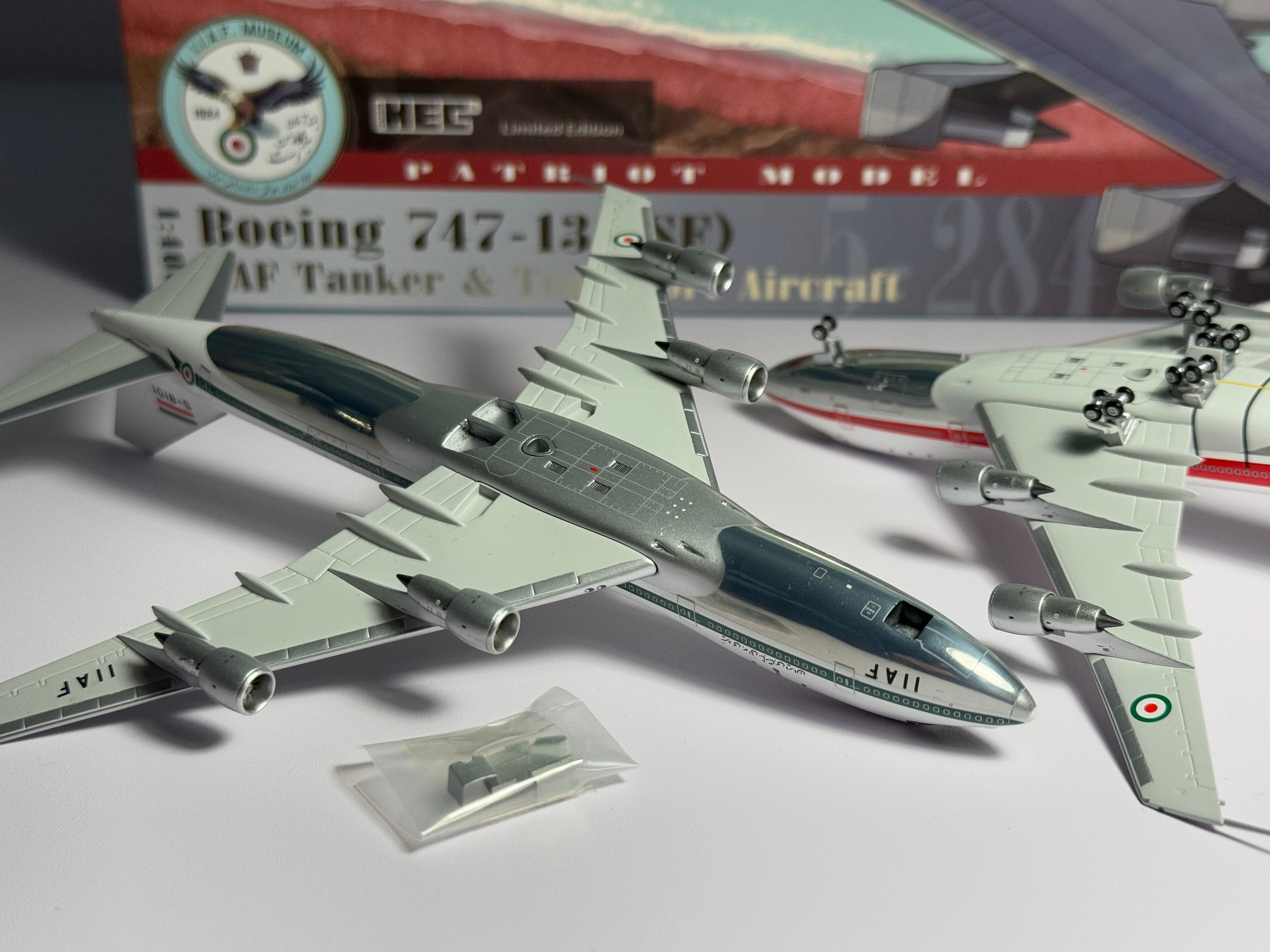 Patriot Model 1:400 Iranian Air Force IIAF Tanker Boeing 747-100SF 5-284 & 5-8101 2 Plane Set PT-400-017