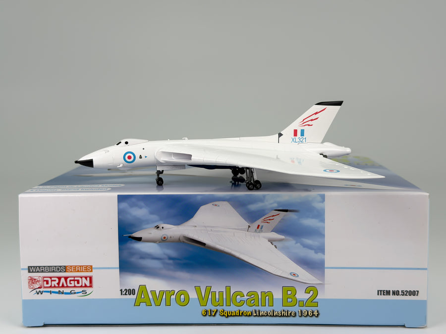 Royal Air Force Avro Vulcan 1:200 Dragon Wings XL321 (52007)