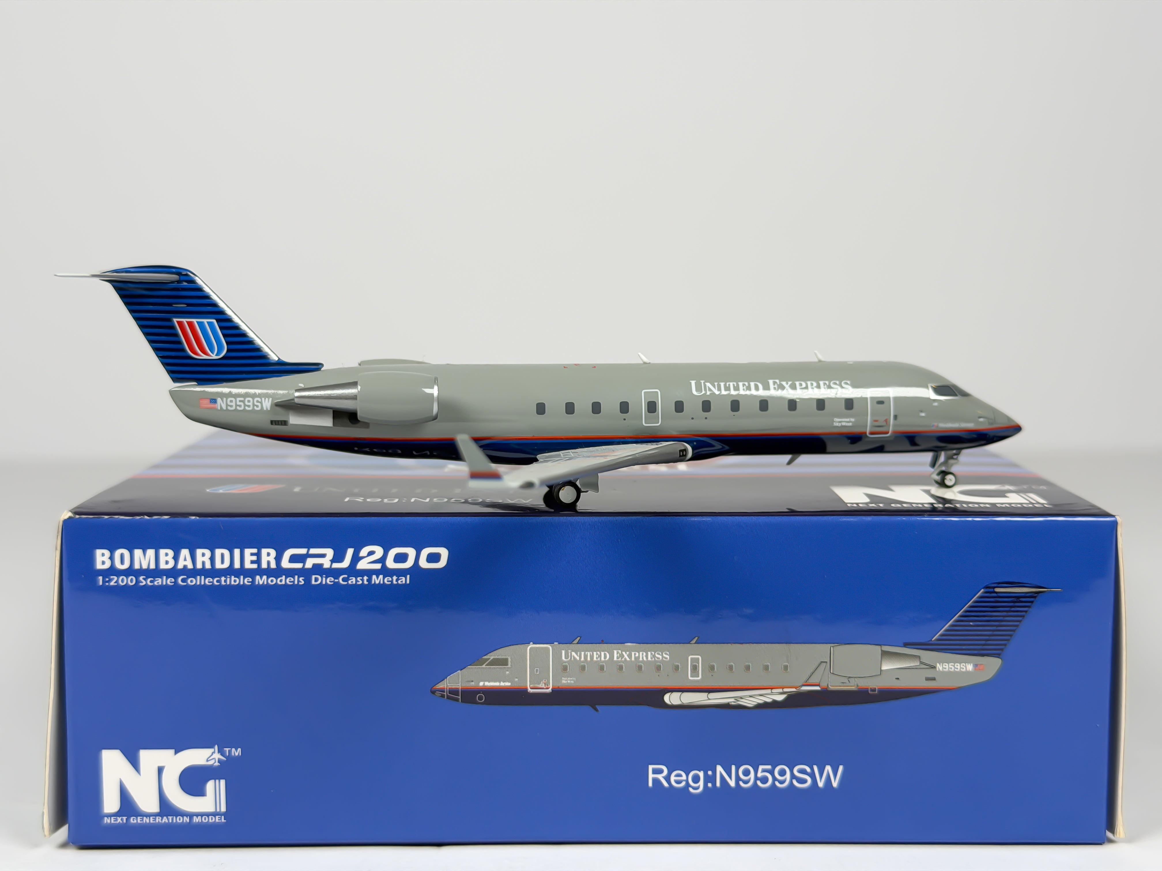 United Express Bombardier CRJ200 1:200 NG Models N959SW (52023)