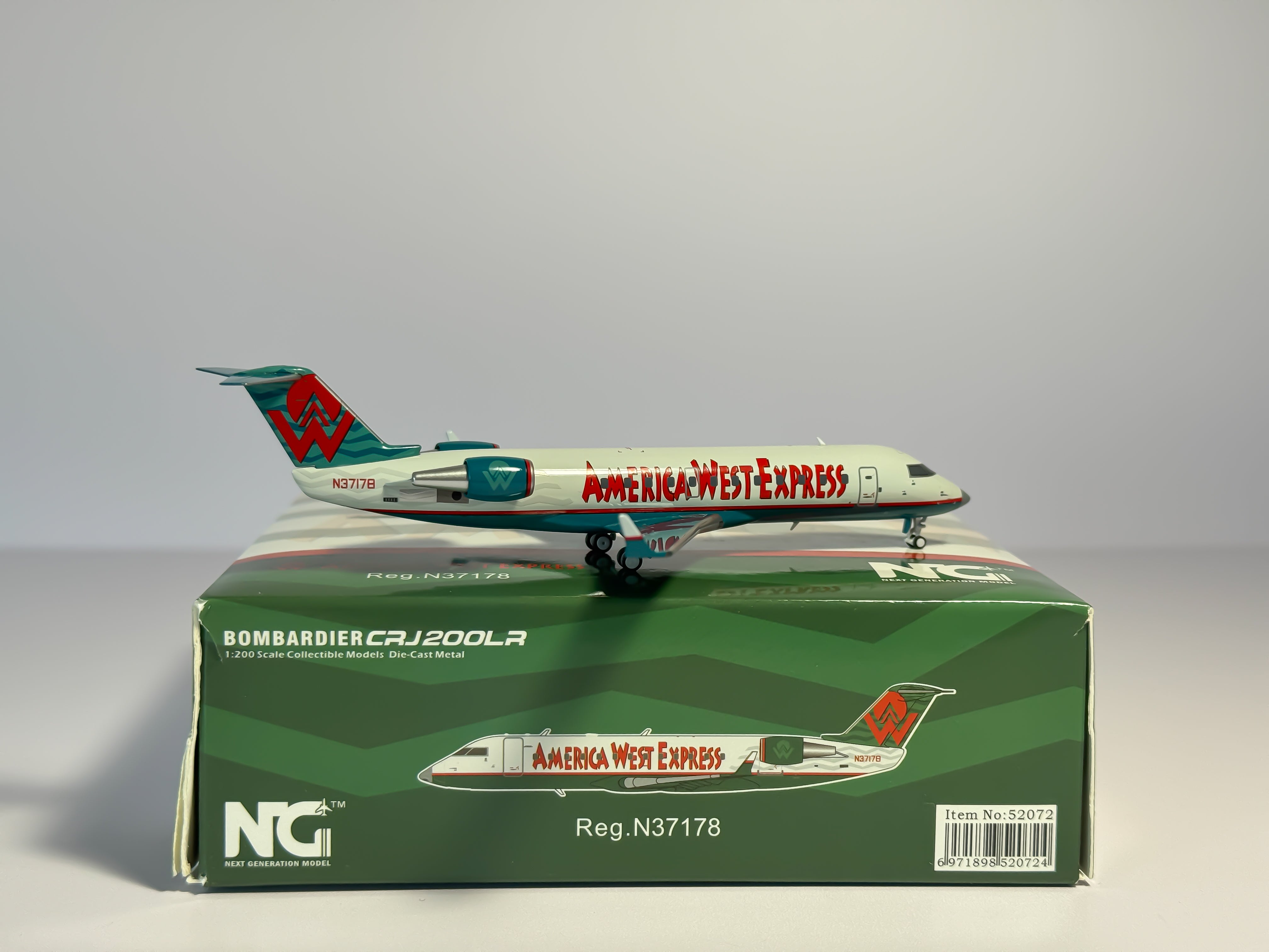 America West Express Bombardier CRJ200 1:200 NG Models N37178 (52072)
