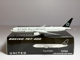 United Airlines Boeing 767-400 1:400 Panda Models N76055 (52362)