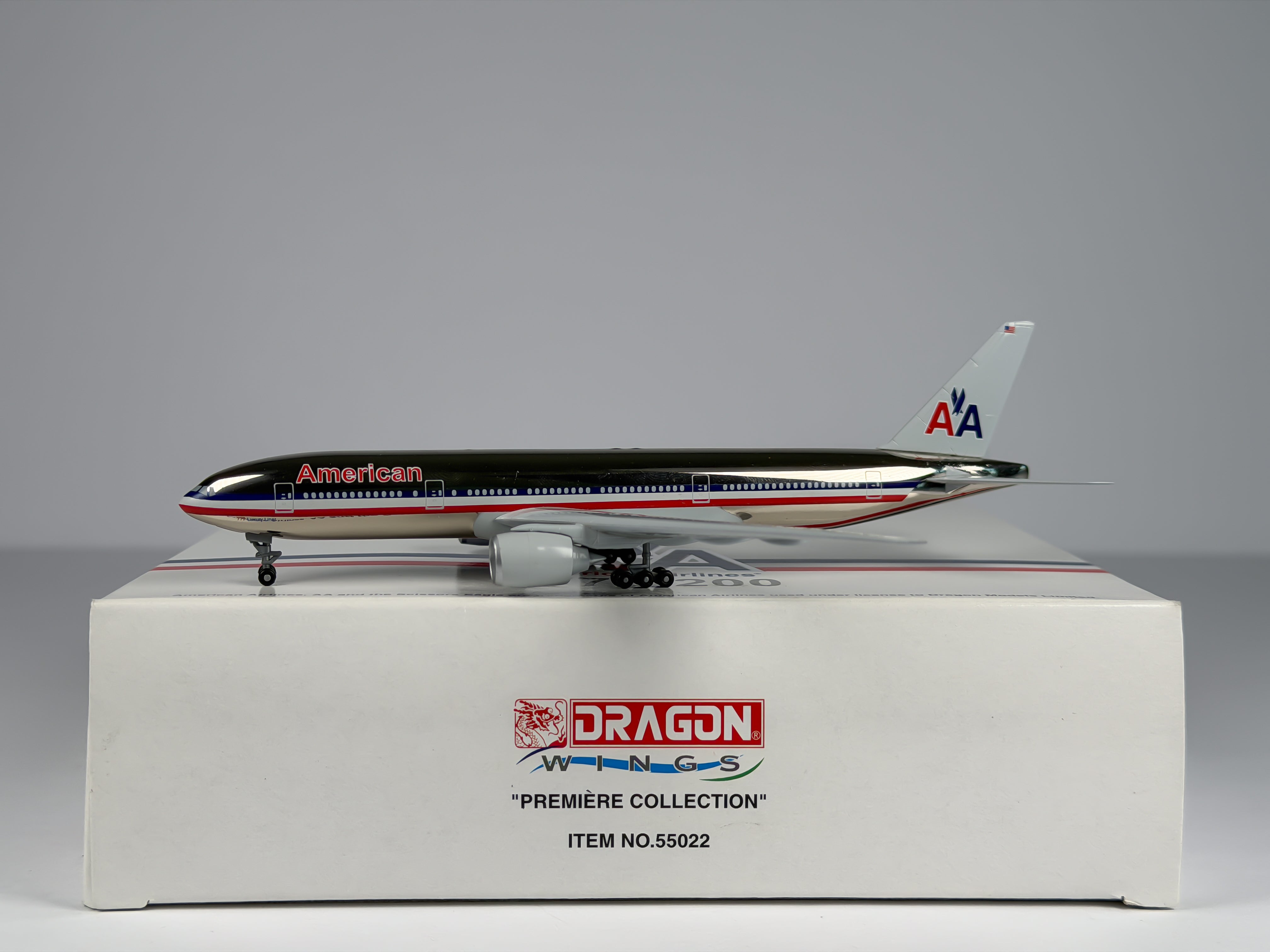 American Airlines Boeing 777-200 1:400 Dragon Wings (55022)