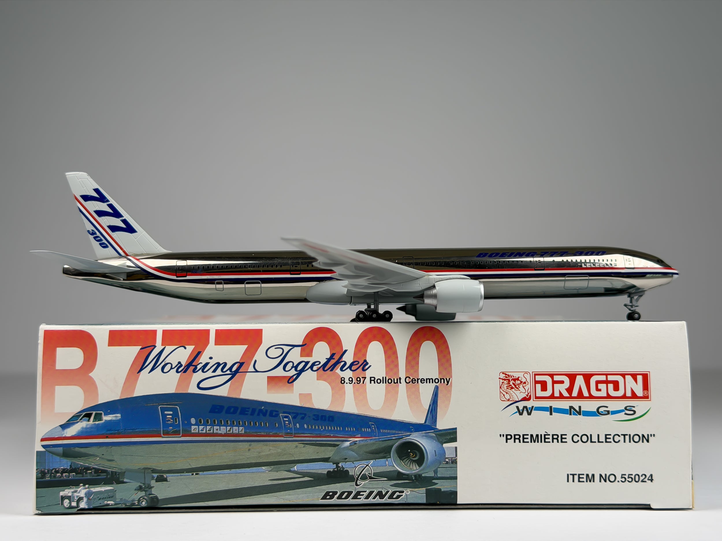 Boeing House Boeing 777-300 1:400 Dragon Wings N5014K (55024)