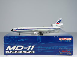 Delta Air Lines McDonnell Douglas MD-11 1:400 Dragon Wings N807DE (55037B)
