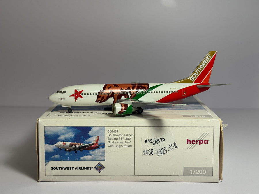 Herpa 1:200 Southwest Boeing 737-300 N609SW California One 550437