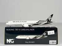 Air New Zealand Boeing 787-9 1:400 NG Models ZK-NZC (55071)