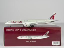 Qatar Airways Boeing 787-9 1:400 NG Models A7-BHH (55106)