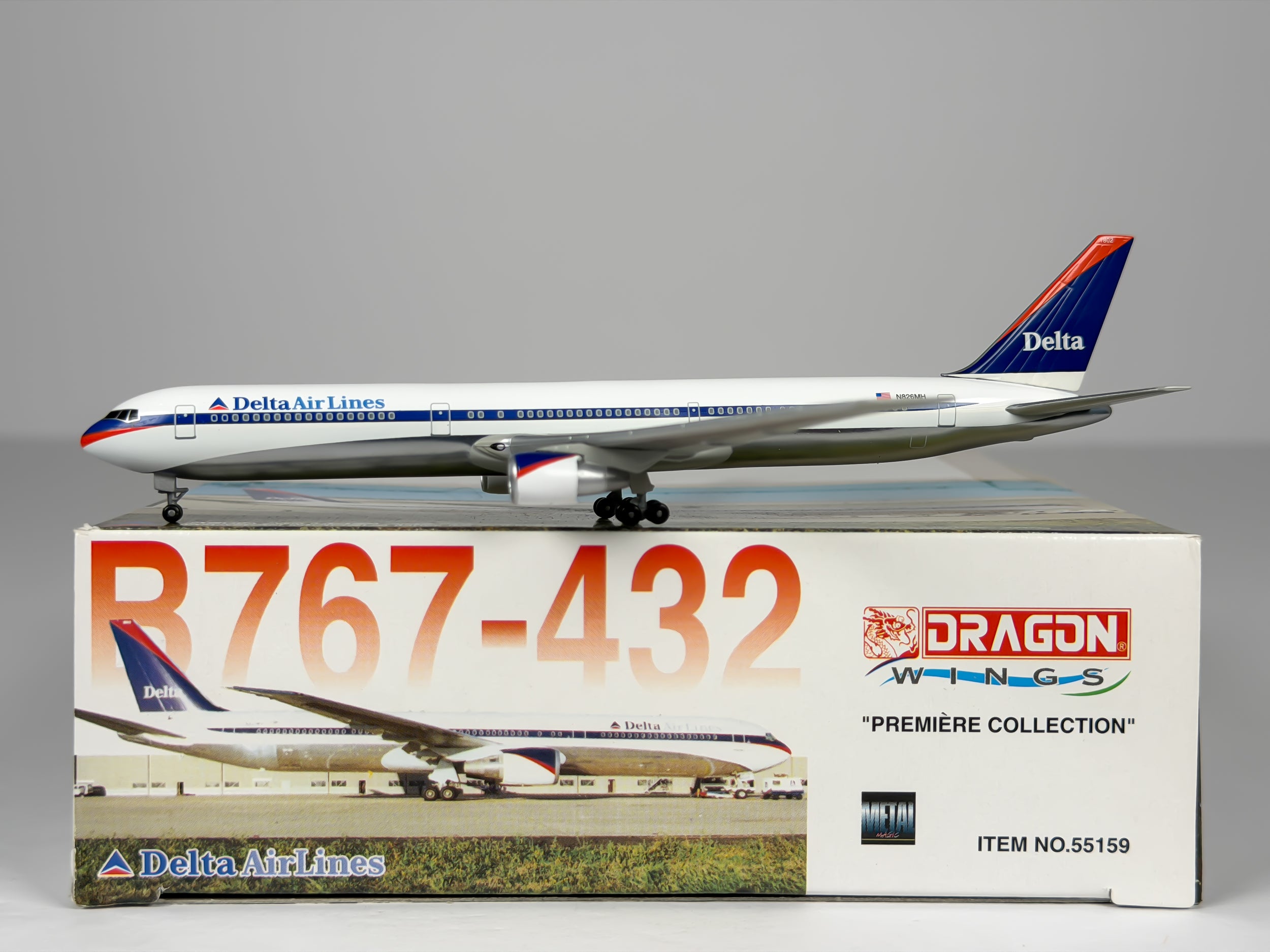 Delta Air Lines Boeing 767-400 1:400 Dragon Wings N826MH (55159B)