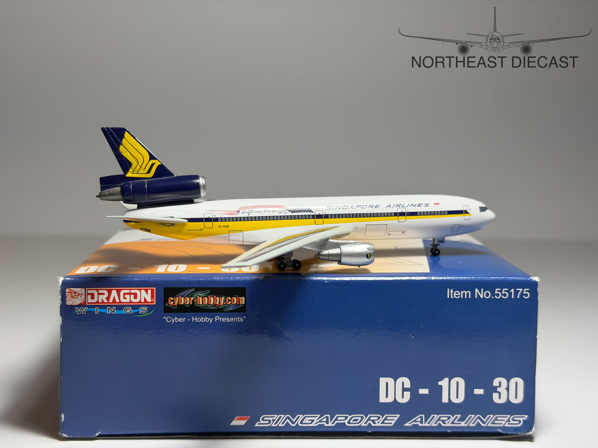 Singapore Airlines McDonnell Douglas DC-10-30 1:400 Dragon Wings 9V-SDB (55175)