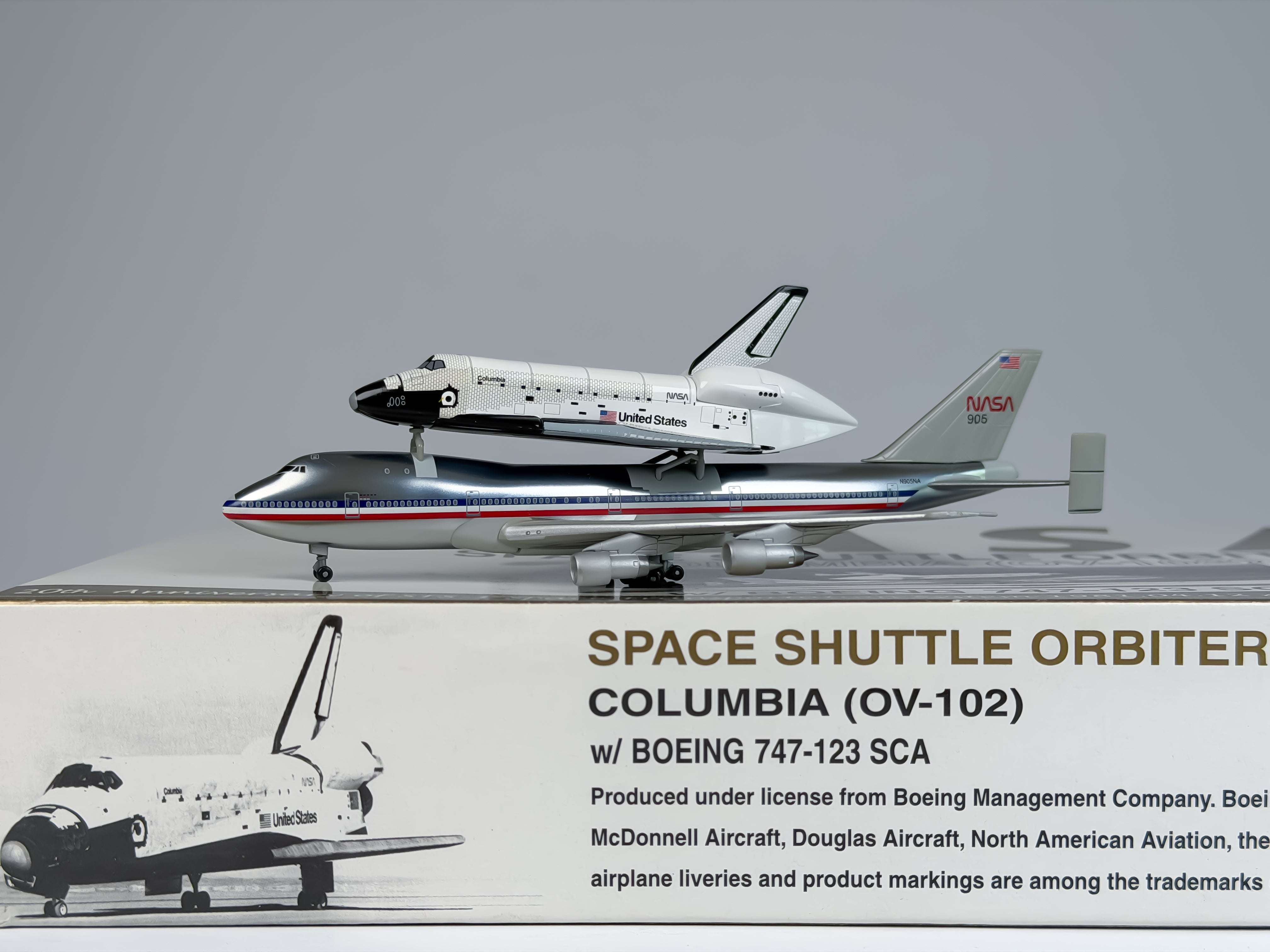 NASA Boeing 747-100 SCA 1:400 Dragon Wings N905NA + OV-102 (55244)