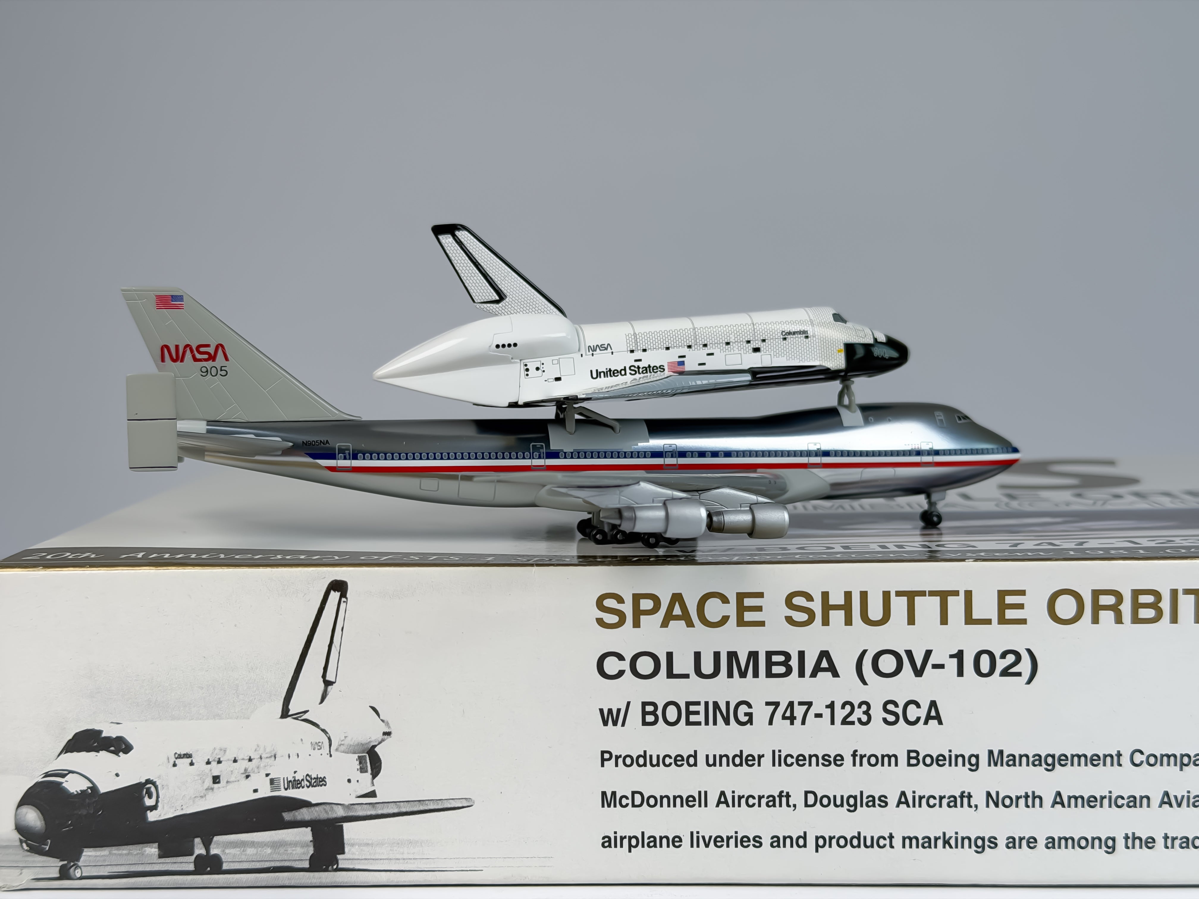 NASA Boeing 747-100 SCA 1:400 Dragon Wings N905NA + OV-102 (55244)