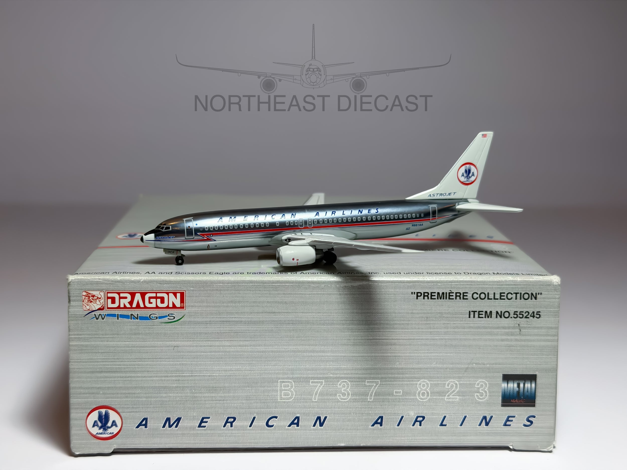 American Airlines Boeing 737-800 1:400 Dragon Wings N951AA (55245)