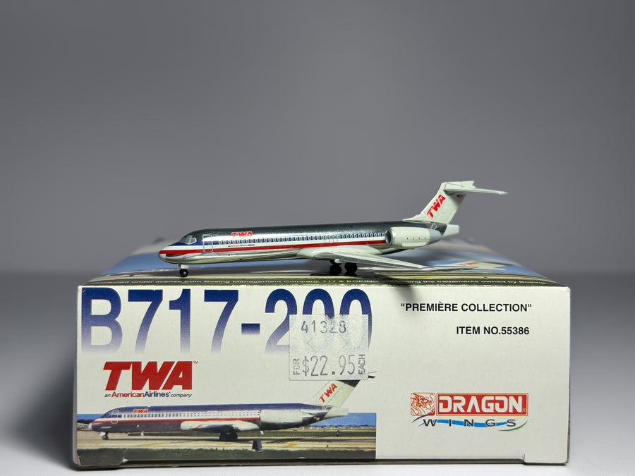 Trans World Airlines (TWA) Boeing 717-200 1:400 Dragon Wings N2427A (55386)