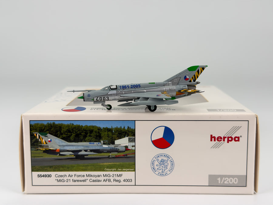Czech Air Force Mikoyan MiG-21 1:200 Herpa 4003 (554930)