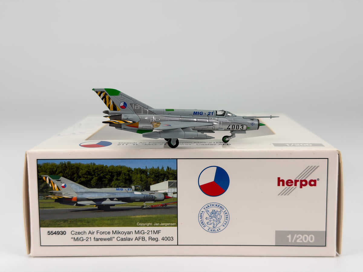 Czech Air Force Mikoyan MiG-21 1:200 Herpa 4003 (554930)