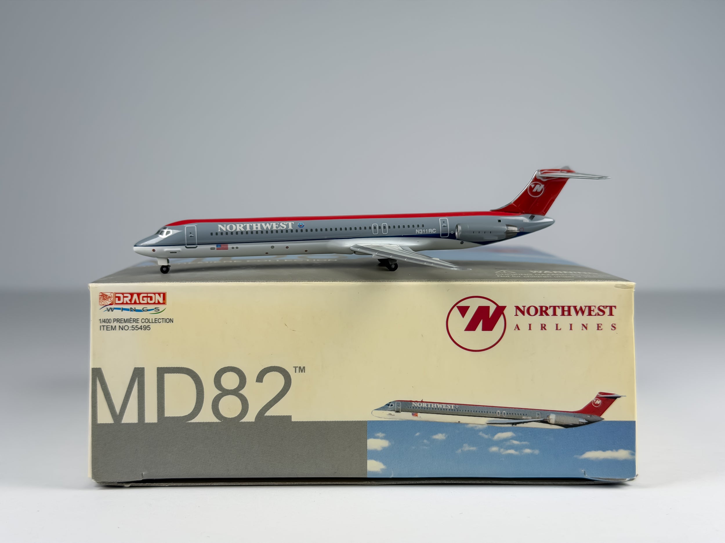 Northwest Airlines McDonnell Douglas MD-82 1:400 Dragon Wings N311RC (55495)