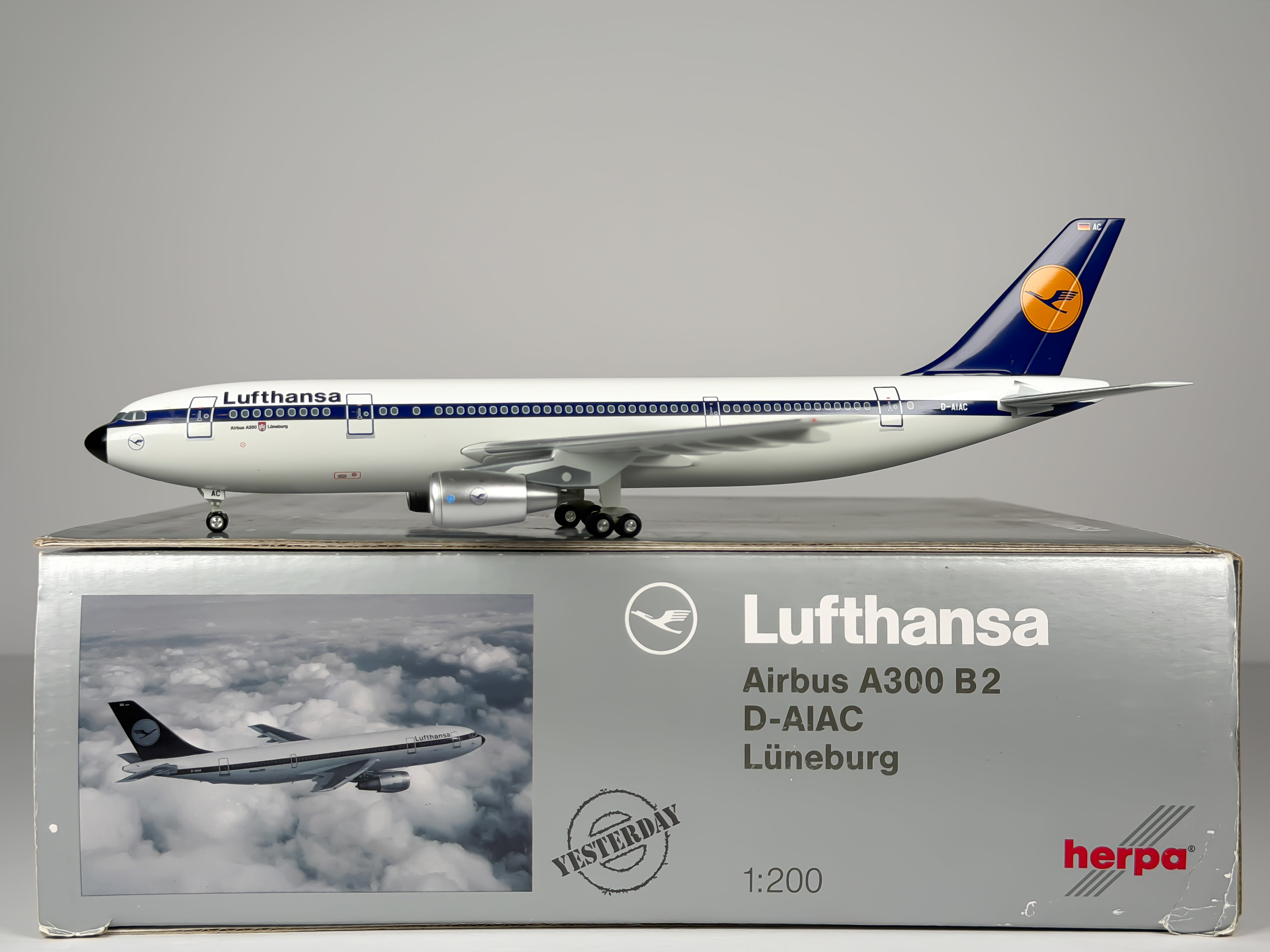 Lufthansa Airbus A300 1:200 Herpa D-AIAC (556057)