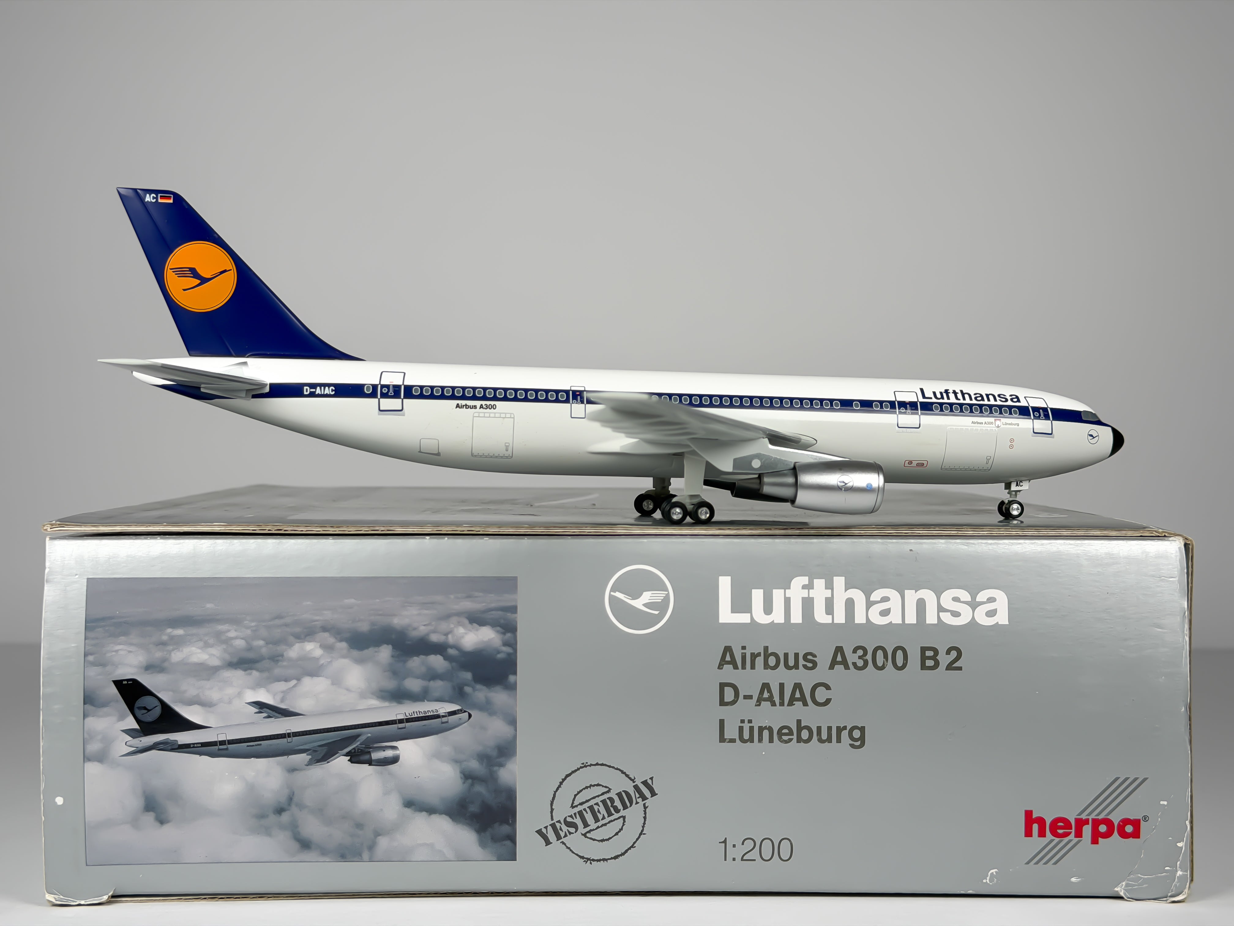 Lufthansa Airbus A300 1:200 Herpa D-AIAC (556057)
