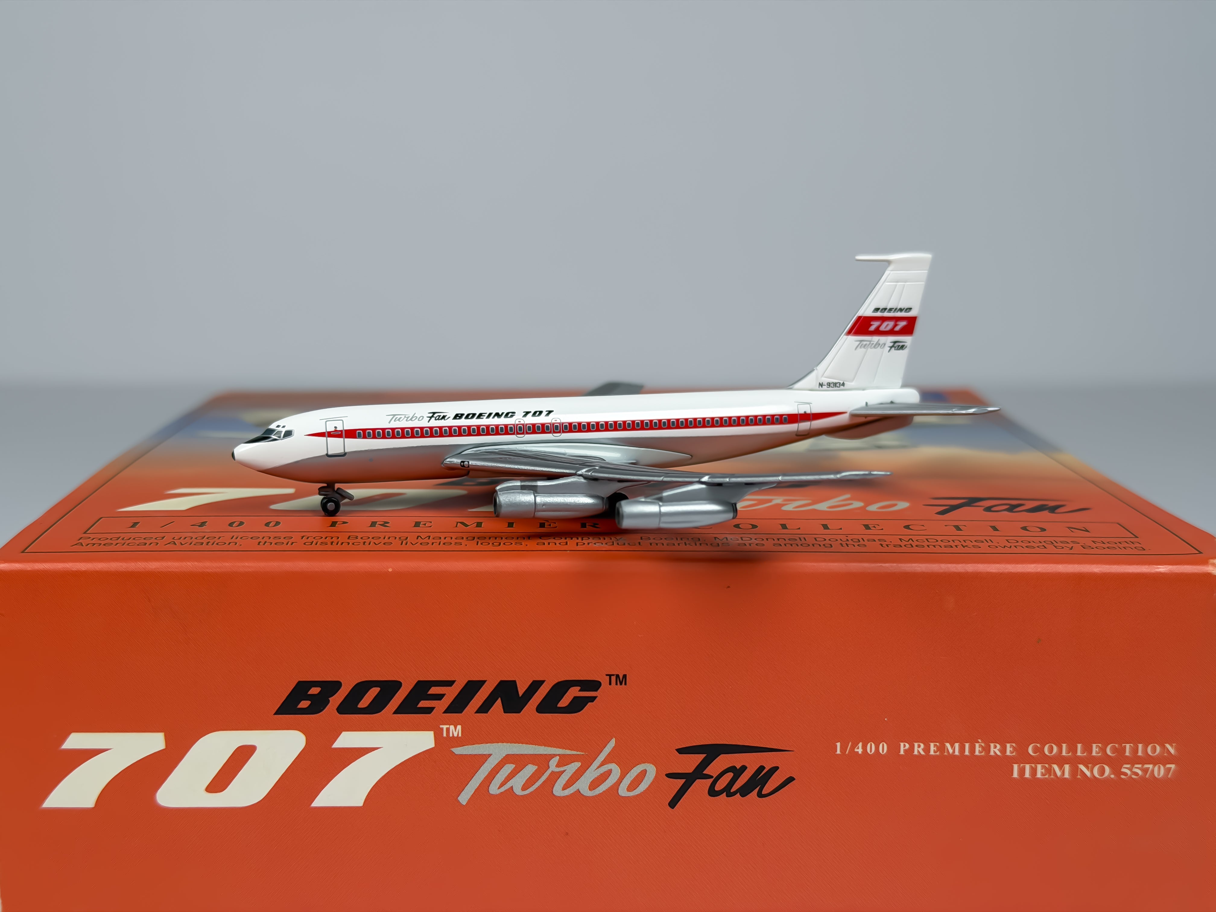 Boeing House Boeing 707-100 1:400 Dragon Wings N93134 (55707)