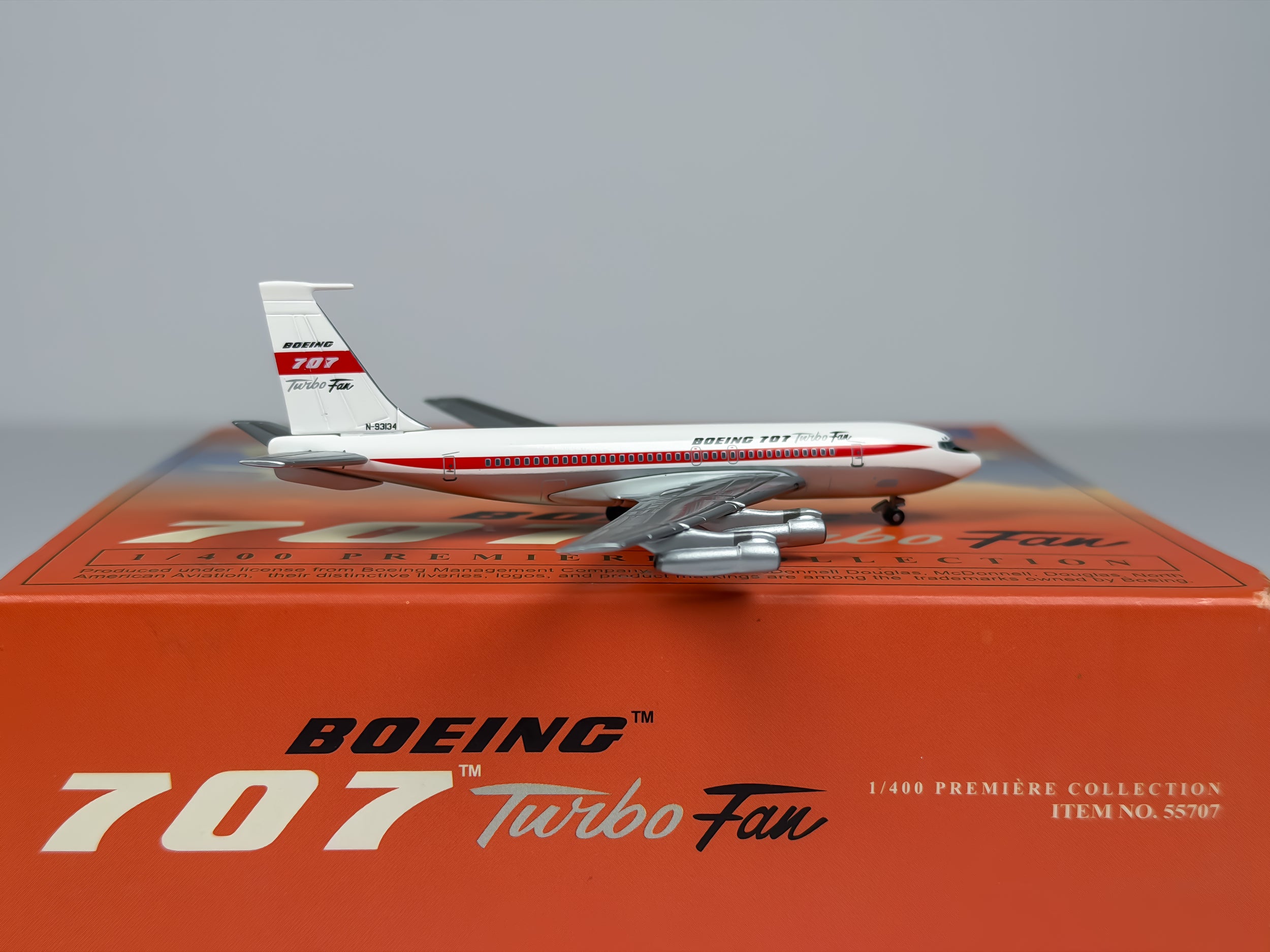 Boeing House Boeing 707-100 1:400 Dragon Wings N93134 (55707)