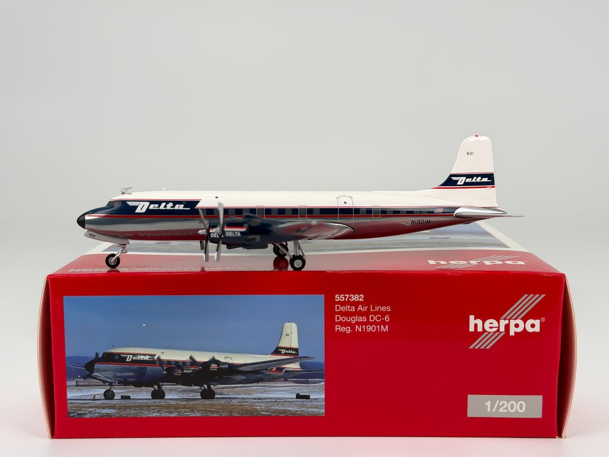 Delta Air Lines Douglas DC-6 1:200 Herpa N1901M (557382)