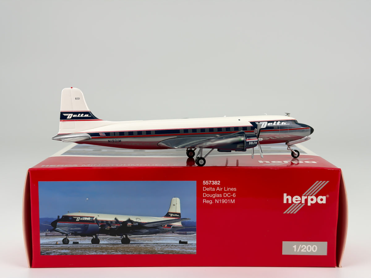 Delta Air Lines Douglas DC-6 1:200 Herpa N1901M (557382)