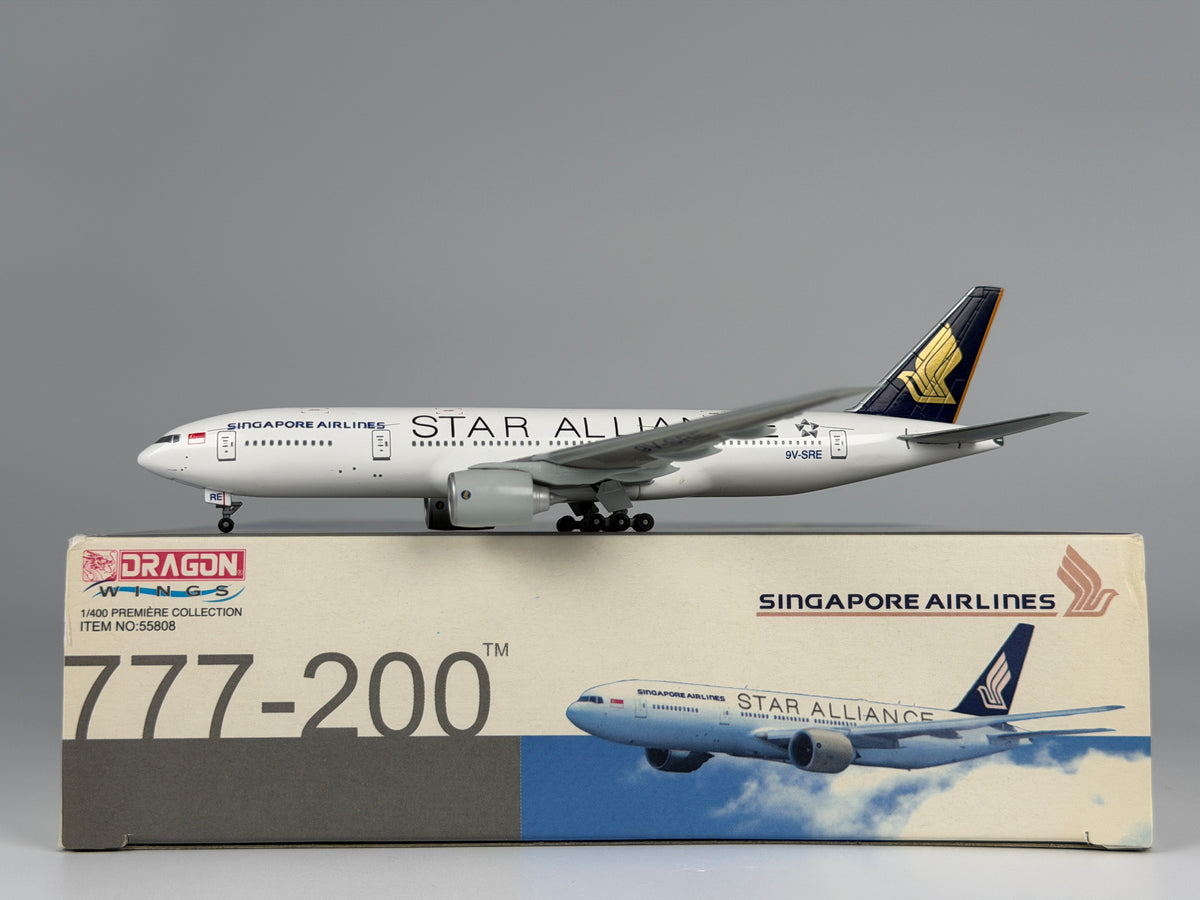 Singapore Airlines Boeing 777-200 1:400 Dragon Wings 9V-SRE (55808)