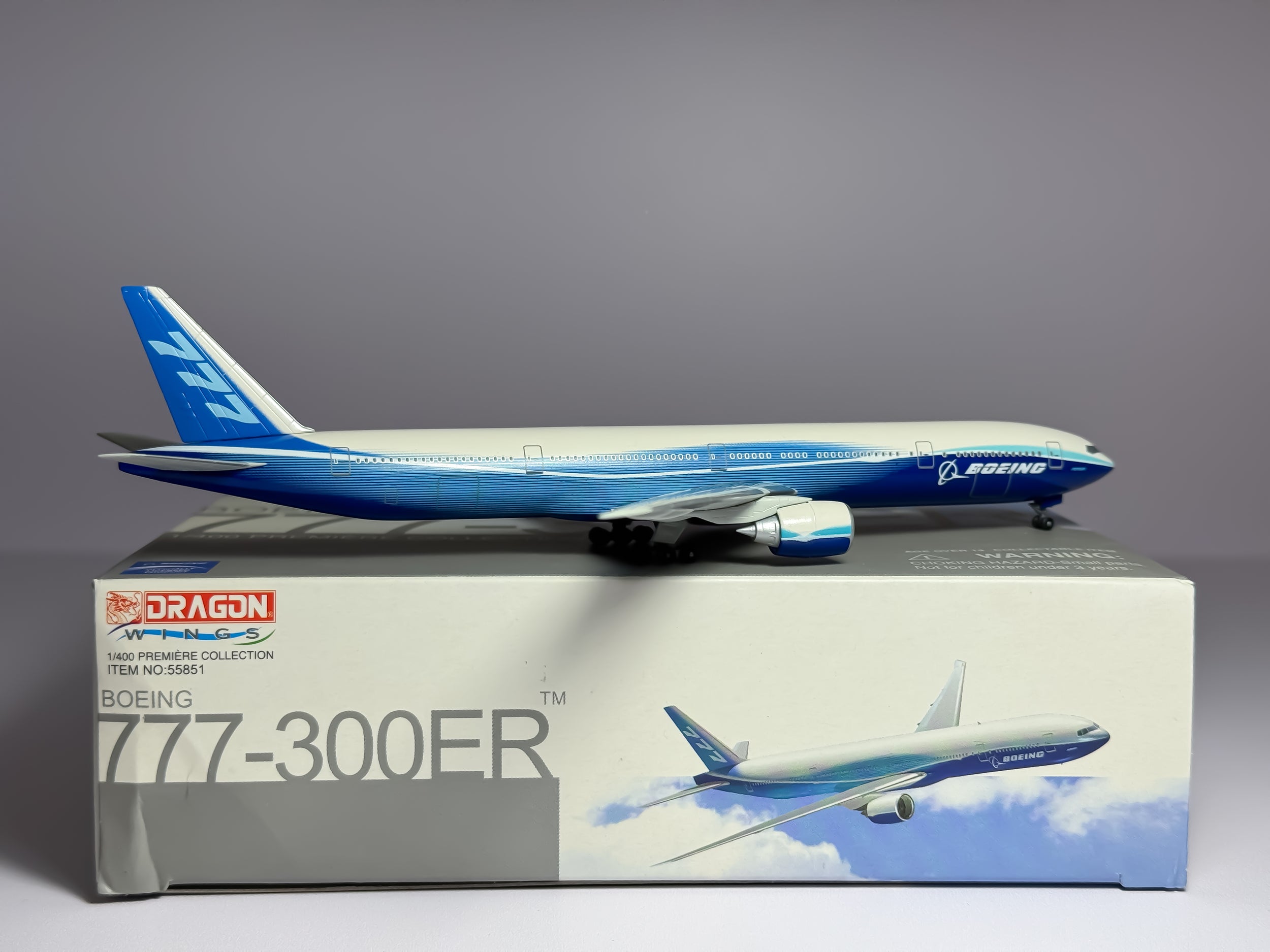 Boeing House Boeing 777-300ER 1:400 Dragon Wings (55851)