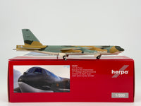 U.S Air Force (USAF) Boeing B-52 Stratofortress 1:200 Herpa 59-2584 (559294)
