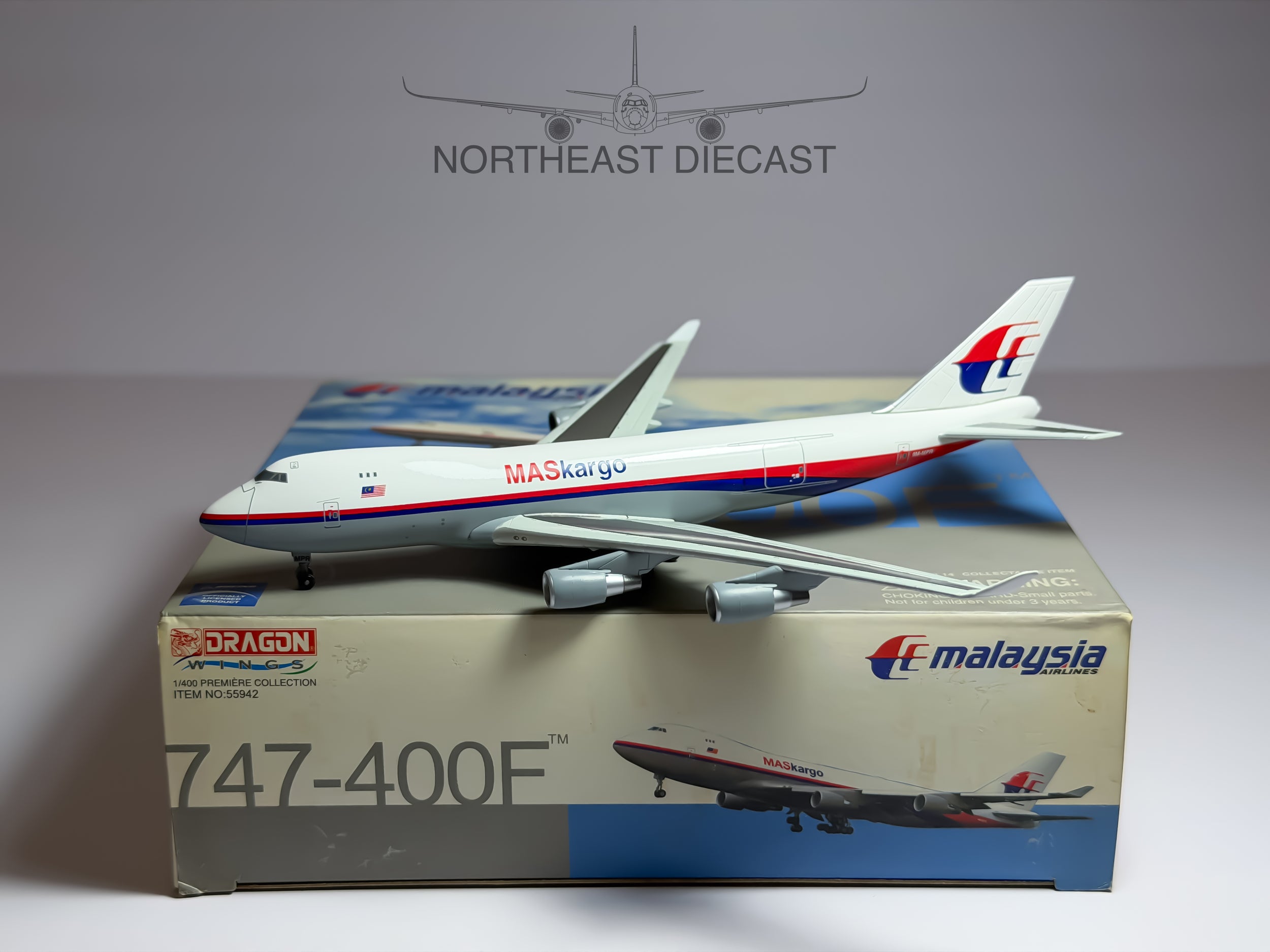 MASkargo Boeing 747-400F 1:400 Dragon Wings 9M-MPR (55942)
