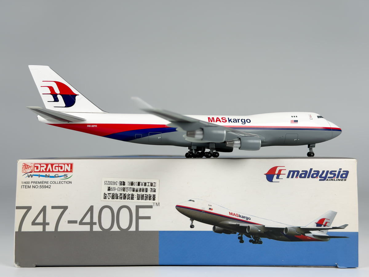 MASkargo Boeing 747-400F 1:400 Dragon Wings 9M-MPR (55942)