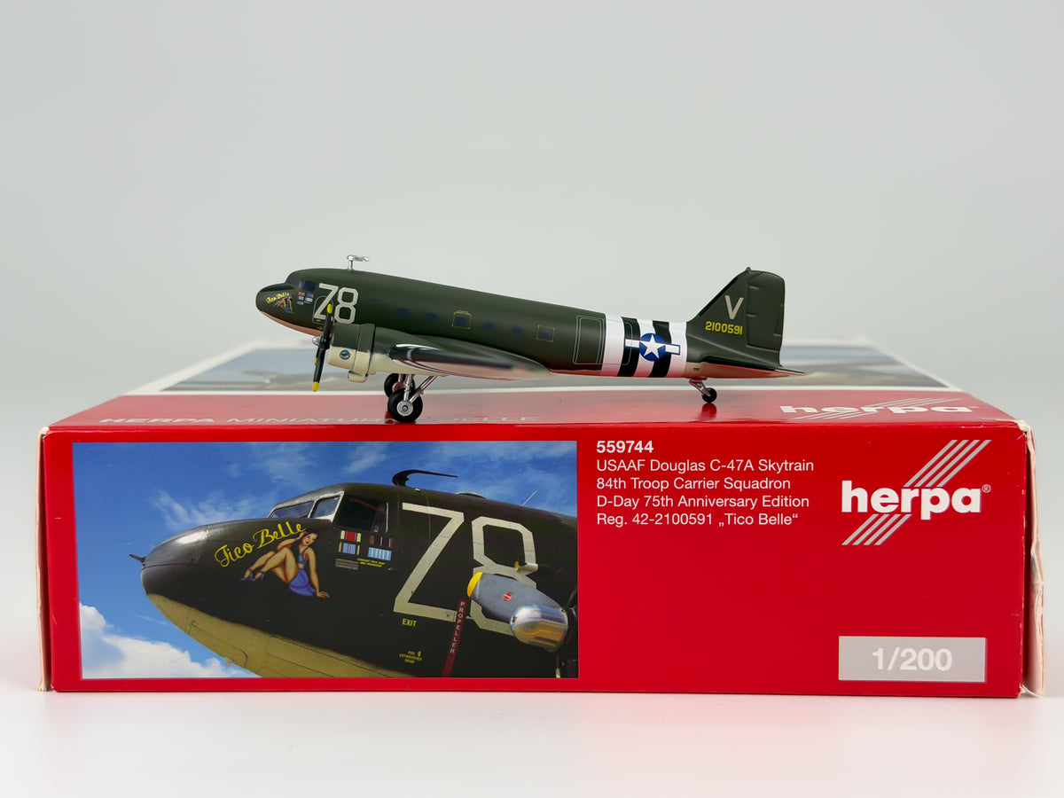 U.S Air Force (USAF) Douglas C-47 Skytrain 1:200 Herpa 42-100591 (559744)