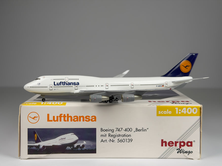 Lufthansa Boeing 747-400 1:400 Herpa D-ABVW (560139)