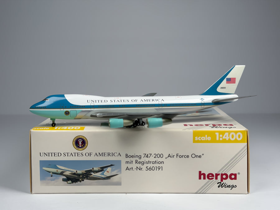 U.S Air Force (USAF) Boeing 747 (VC-25) 1:400 Herpa 82-8000 (560191)