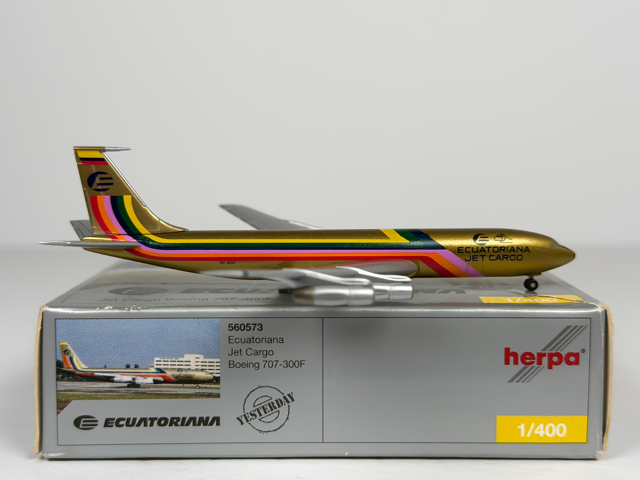 Ecuatoriana Boeing 707-300F 1:400 Herpa HC-BGP (560573)