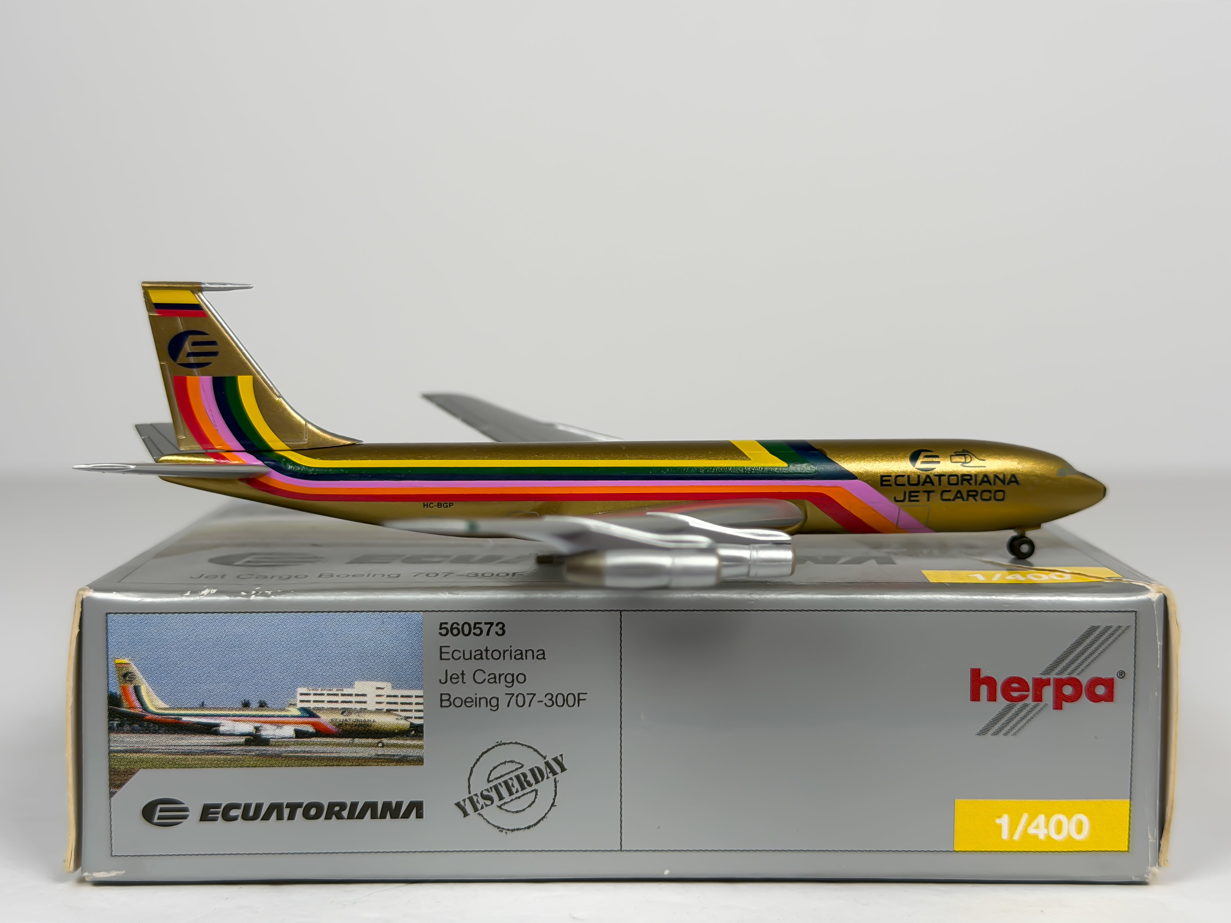 Ecuatoriana Boeing 707-300F 1:400 Herpa HC-BGP (560573)