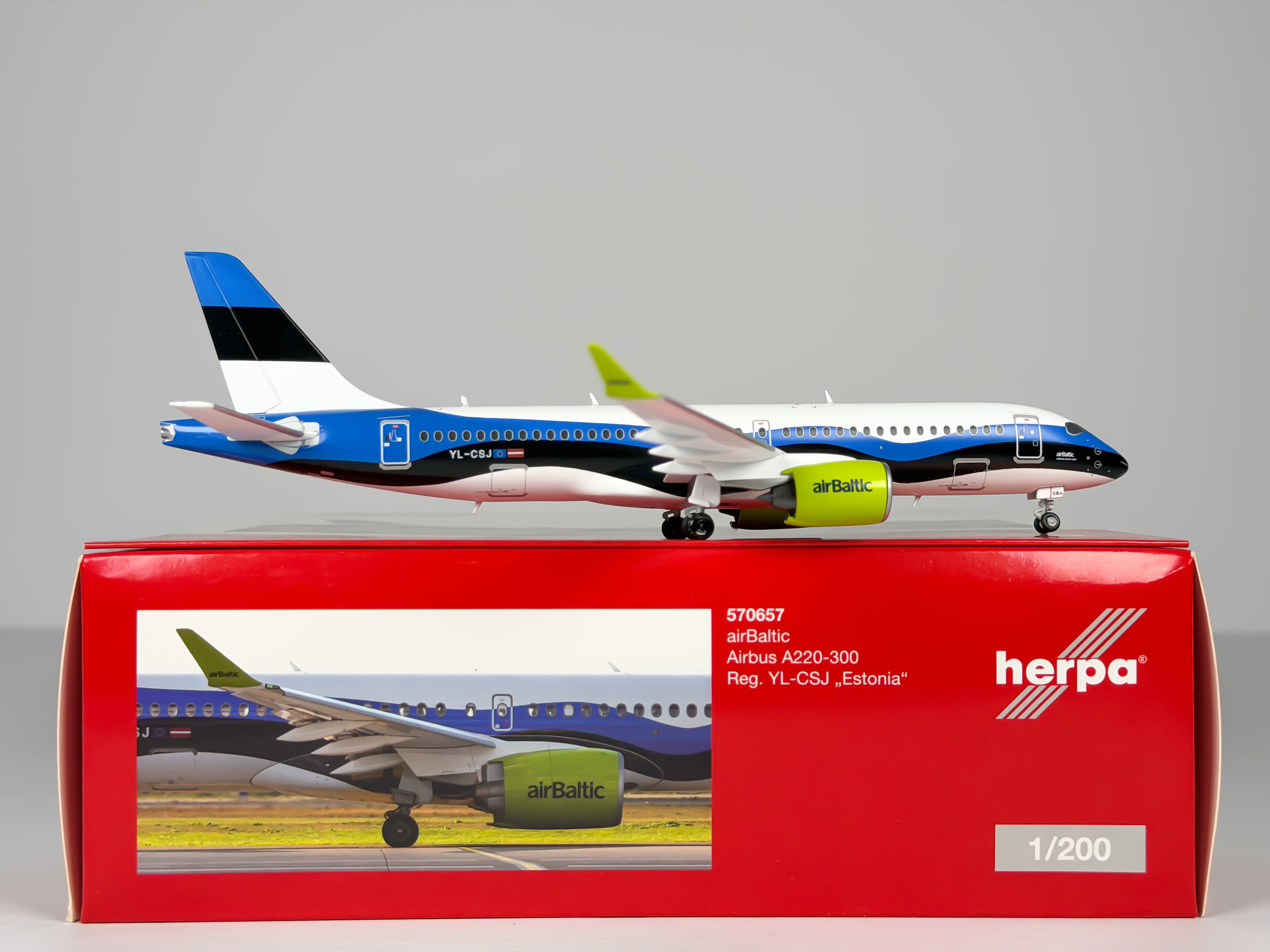 Air Baltic Airbus A220-300 1:200 Herpa YL-CSJ (570657)
