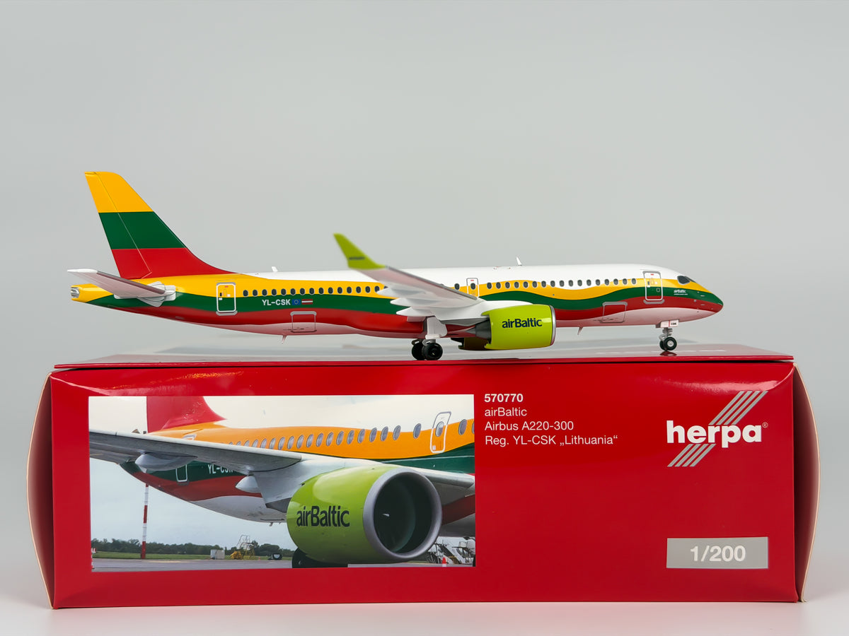 Air Baltic Airbus A220-300 1:200 Herpa YL-CSK (570770)