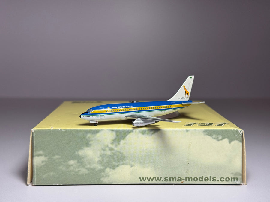 Aeroclassics 1:400 Air Tanzania Boeing 737-2R8 5H-ATC early colors AC5HATC