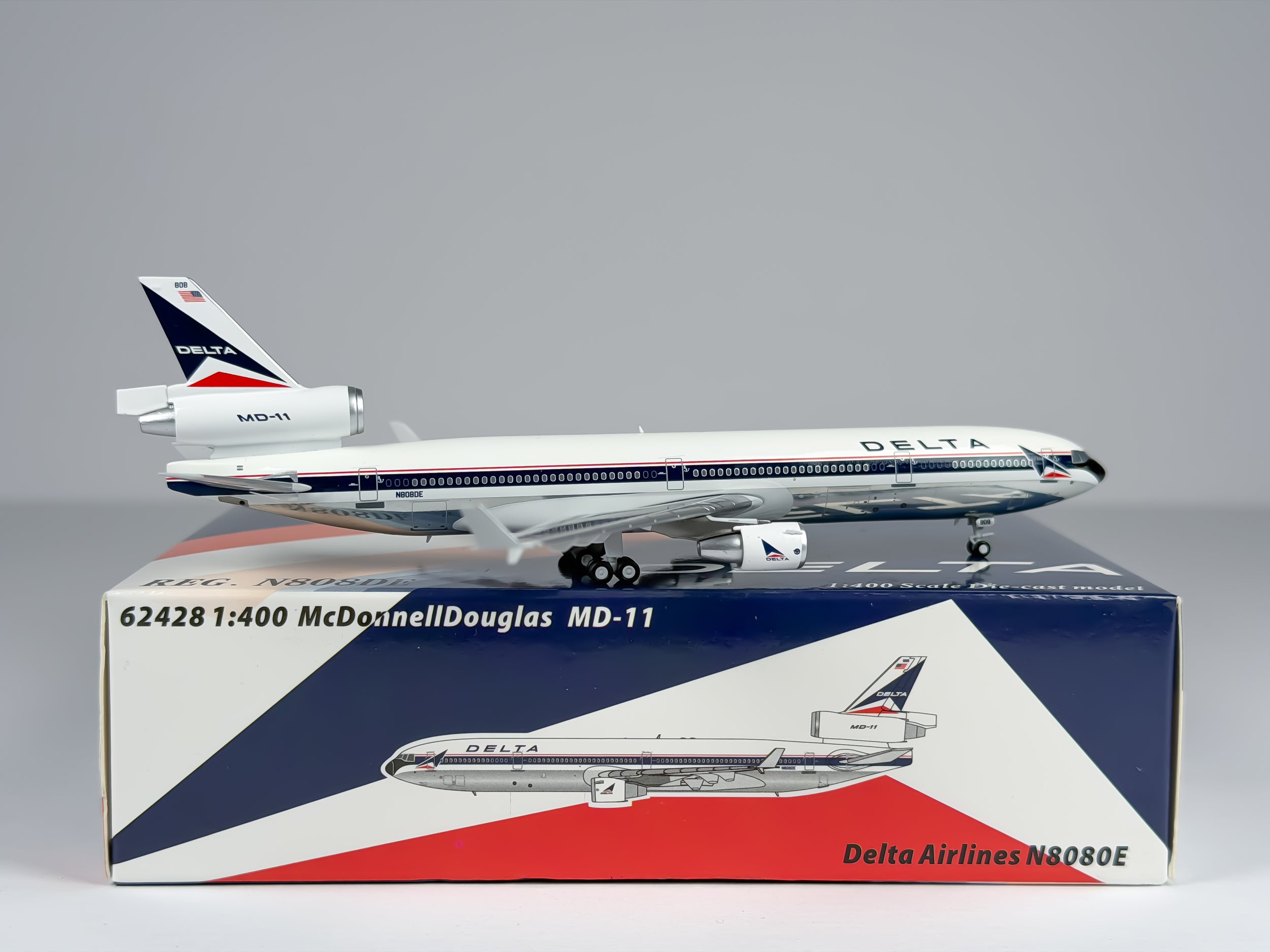Delta Air Lines McDonnell Douglas MD-11 1:400 Panda Models N808DE (62428)