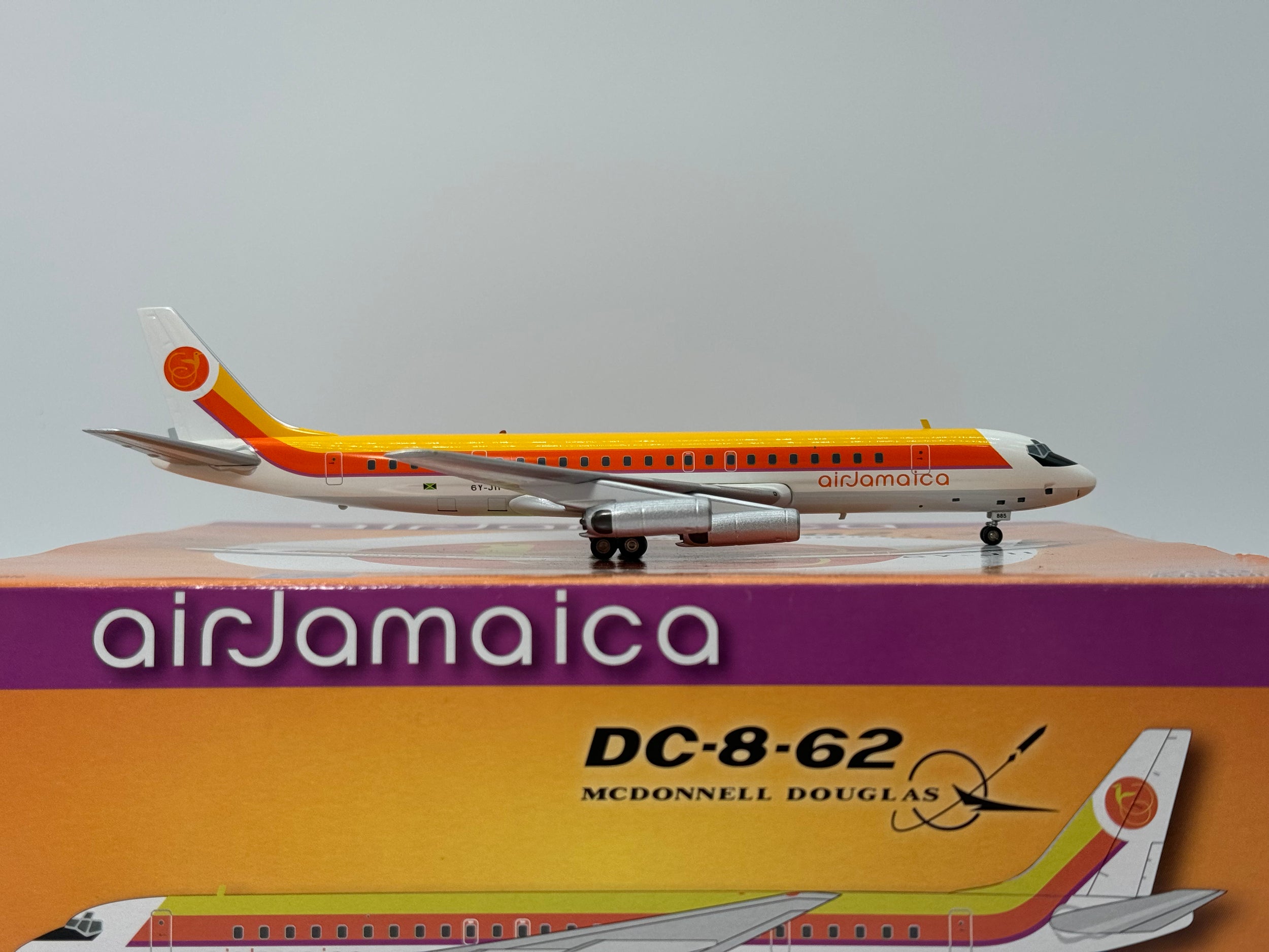 Aviation200 Air Jamaica Douglas DC-8-62 6Y-JII 1980s colors AV2862008