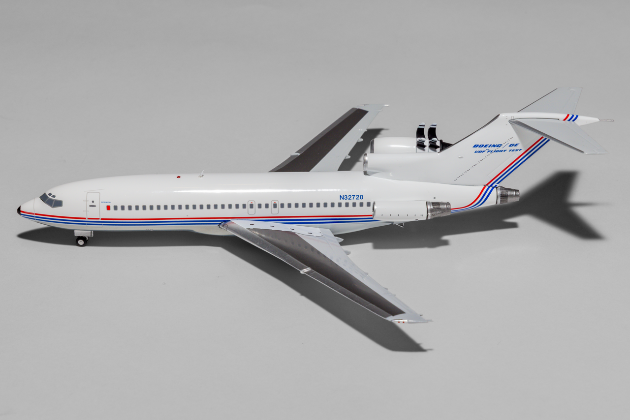 JC Wings 1:200 House Colors Boeing 727-100 N32720 UDF Flight Test/NASA XX20413