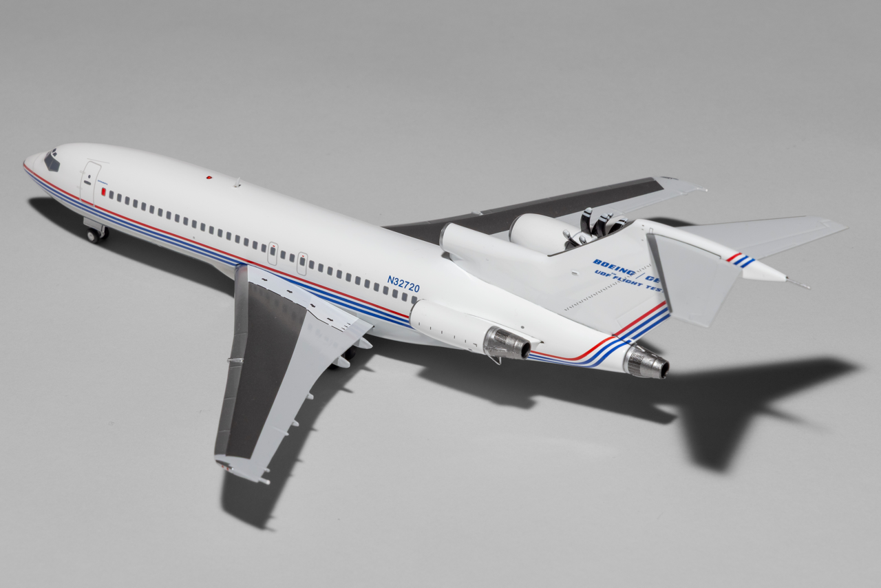 JC Wings 1:200 House Colors Boeing 727-100 N32720 UDF Flight Test/NASA XX20413